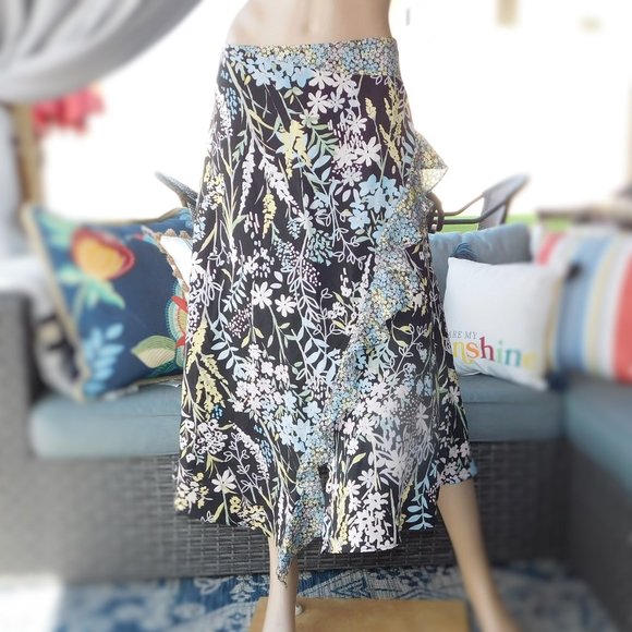 Calvin Klein Dresses & Skirts - Women’s Calvin Klein Floral Midi Skirt SZ. 4 NEW